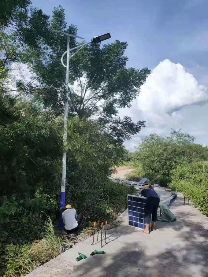 Все в 2 солнечных светах дороги СИД уличных светов 60W 100W 300W 500W солнечных