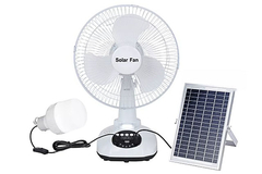 Портативный солнечный на открытом воздухе электрический вентилятор на располагаясь лагерем поручая банк силы таблицы 12 дюйма